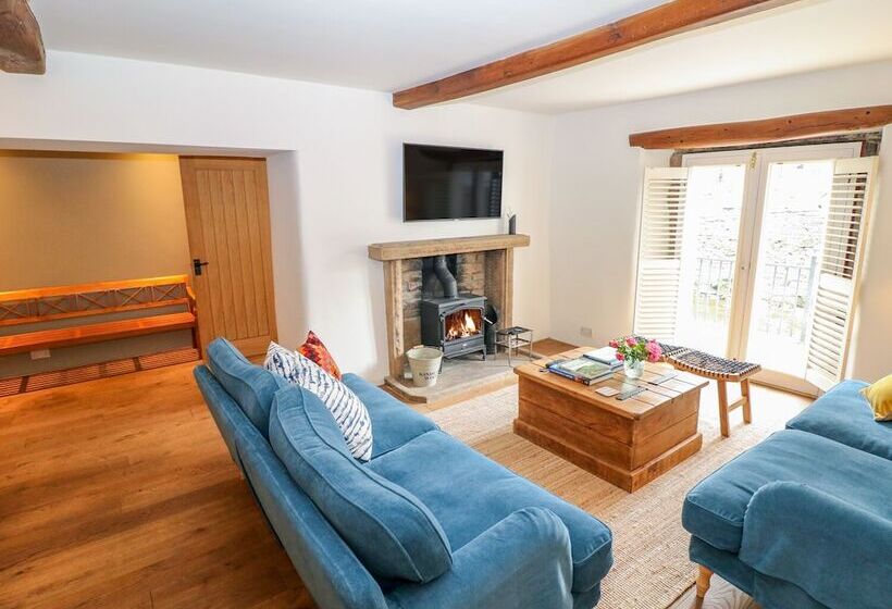 River Cottage Hayfield