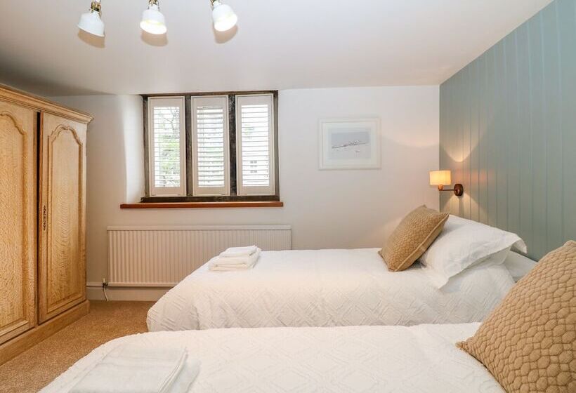 River Cottage Hayfield