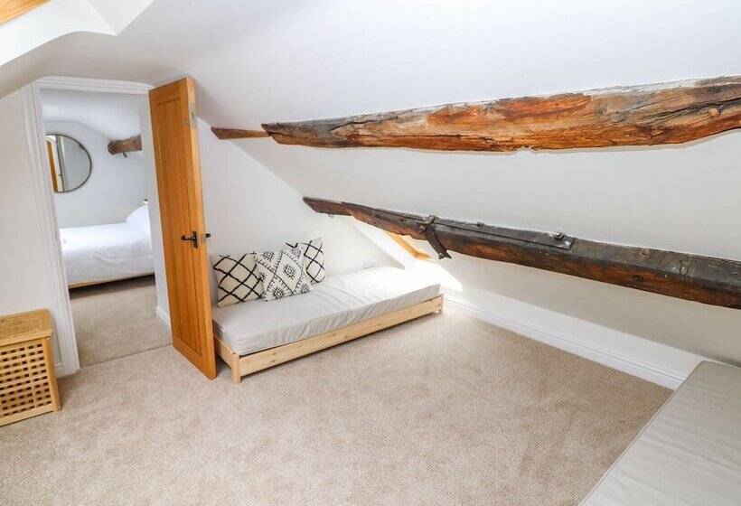 River Cottage Hayfield