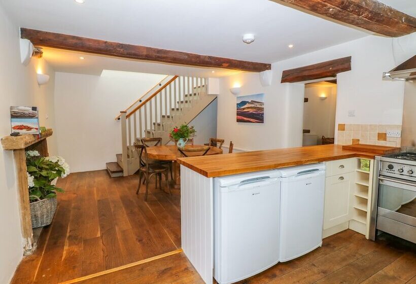 River Cottage Hayfield