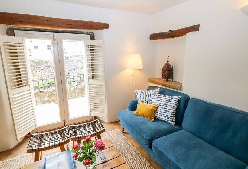 River Cottage Hayfield