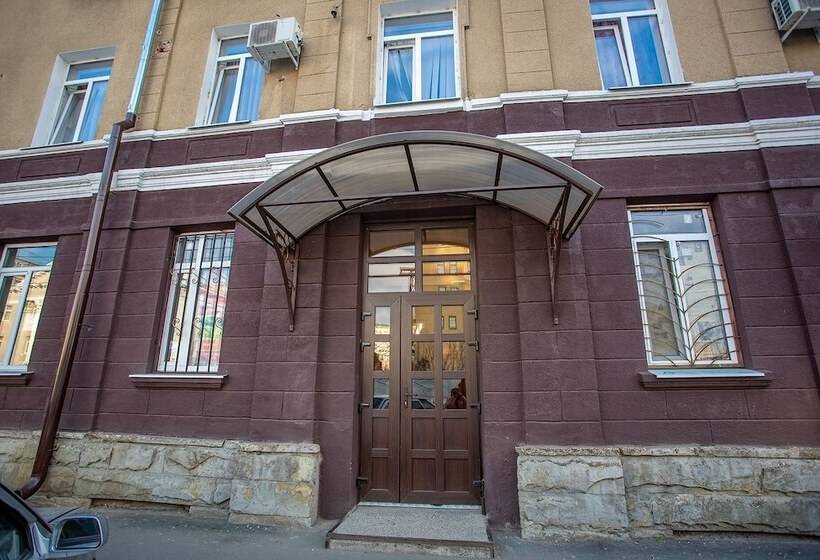 Shukhov Hostel