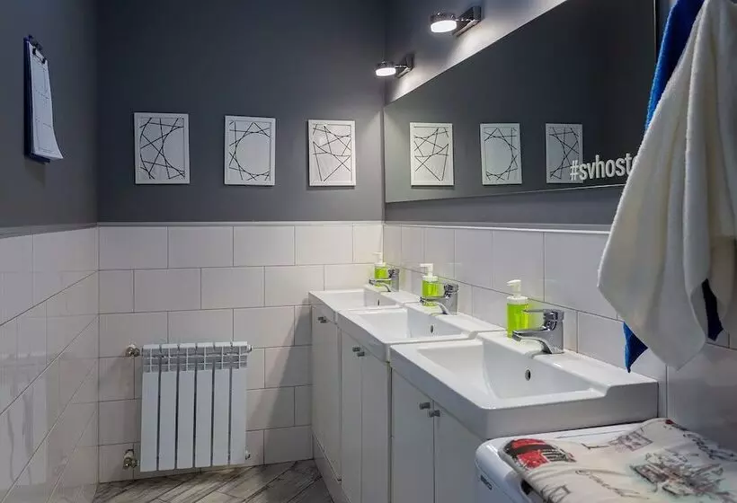 Shukhov Hostel