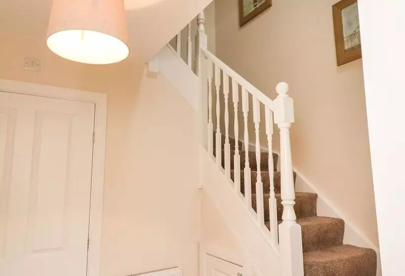 Sleeper Cottage