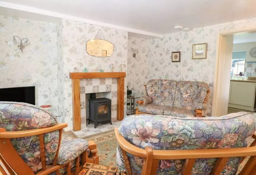 Willow Cottage