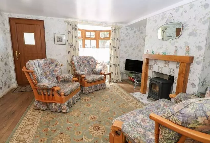 Willow Cottage