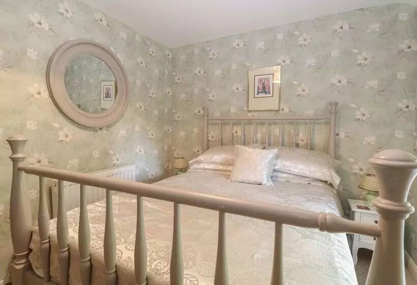 Willow Cottage