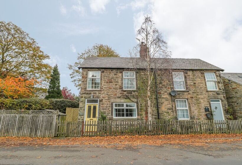 Wordsworth Cottage West