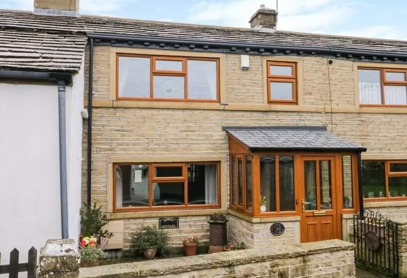 Acorn Cottage