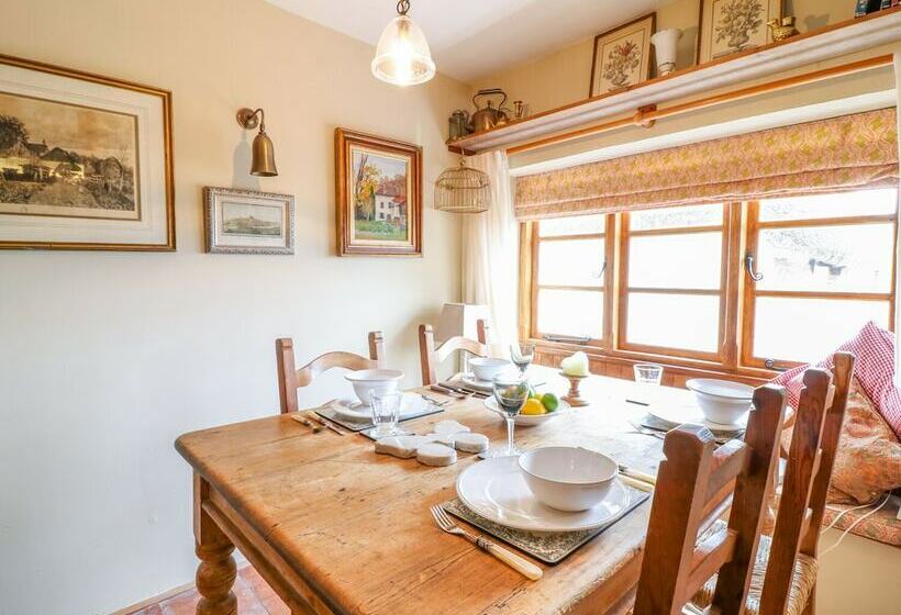 Church Steps Cottage