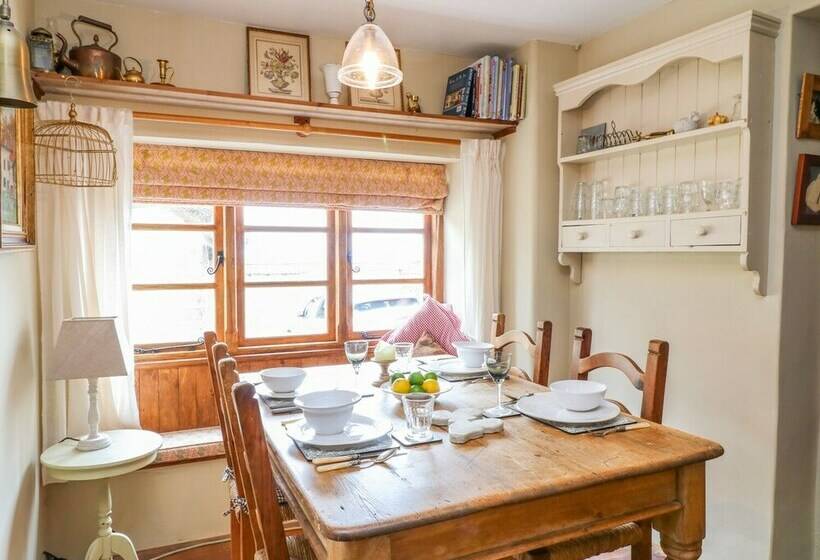 Church Steps Cottage