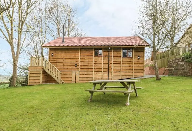 Oak Lodge