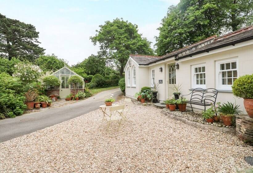 The Coach House At Pendower House