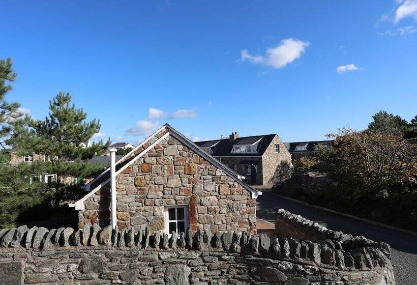 Tyn Towyn   Bwthyn Haf