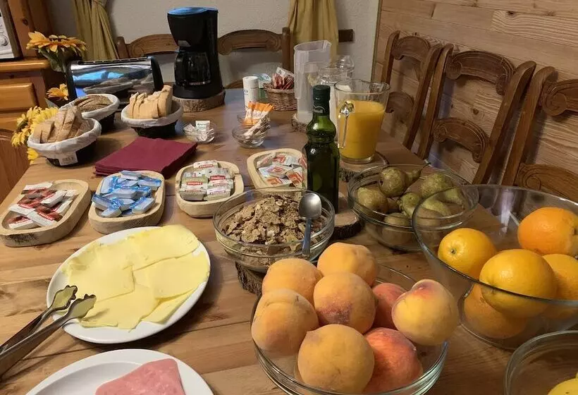 ベッドアンドブレックファースト El Abejaruco