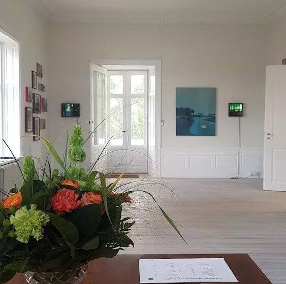 Aamiaismajoitus (B&B) Hesede Hovedgård