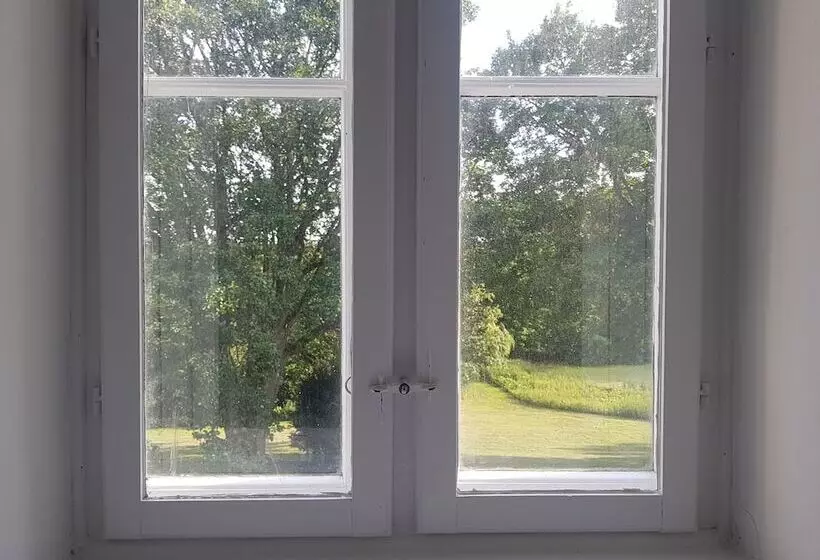 Aamiaismajoitus (B&B) Hesede Hovedgård