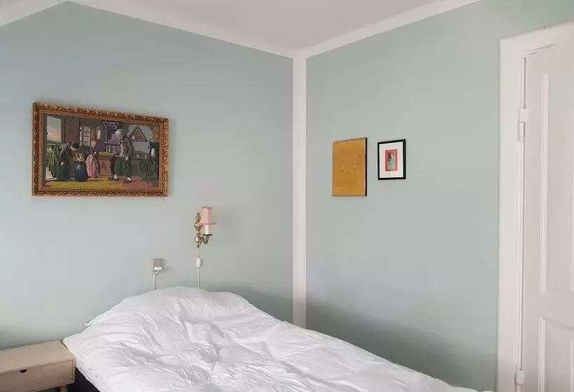 Aamiaismajoitus (B&B) Hesede Hovedgård