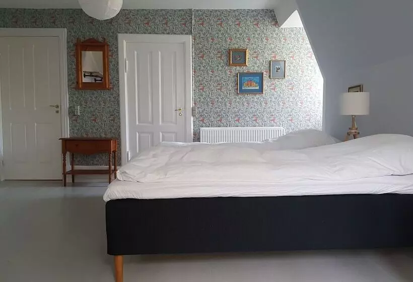 Aamiaismajoitus (B&B) Hesede Hovedgård