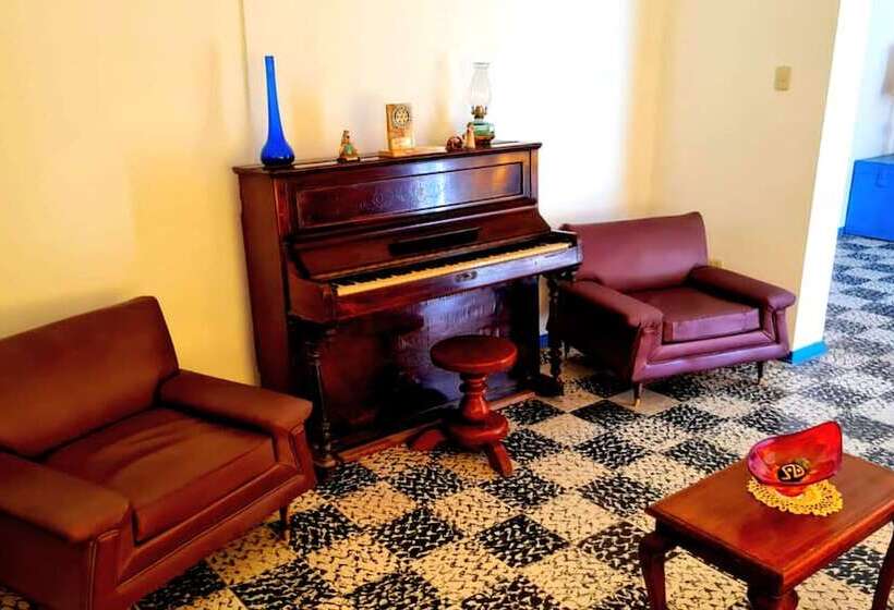 مبيت وإفطار La Casa De Mamama