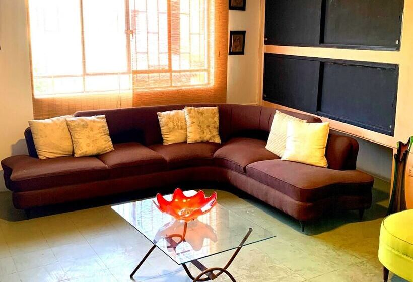 مبيت وإفطار La Casa De Mamama