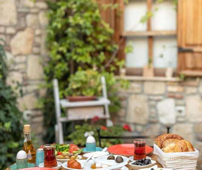 צימר Monza House Otel