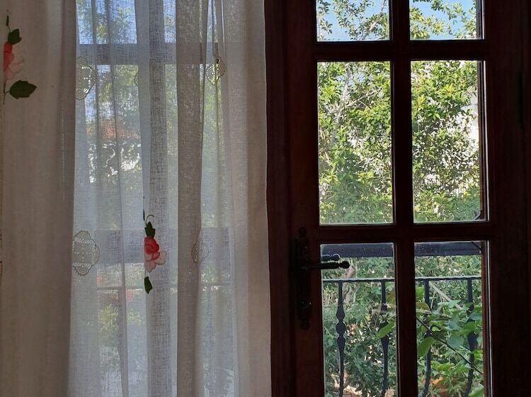 צימר Monza House Otel