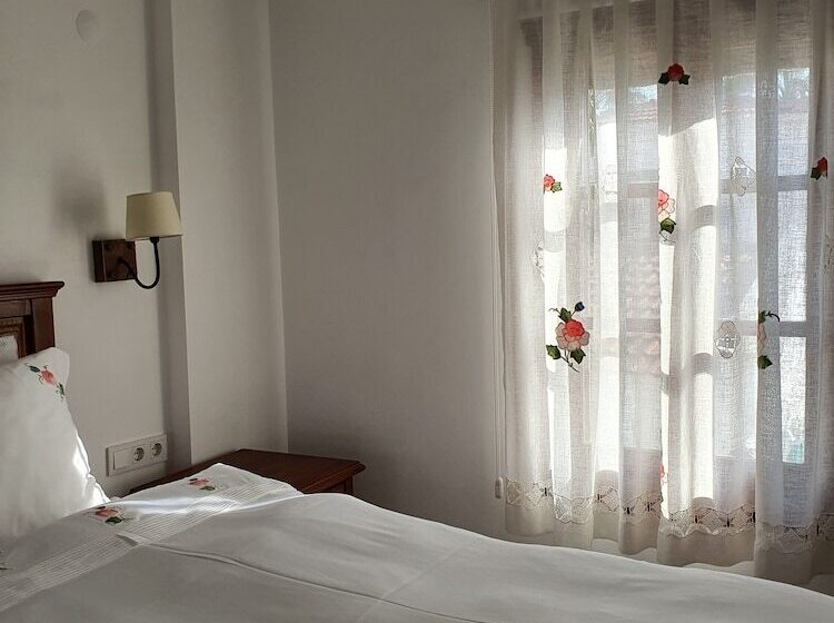 צימר Monza House Otel