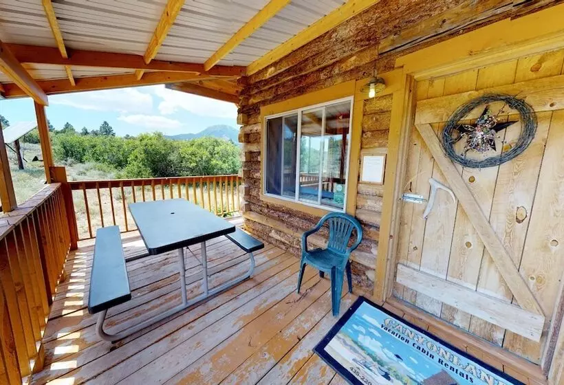 Canyon View Family Lodge