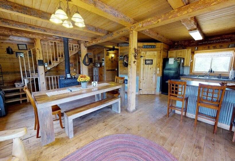 Canyon View Family Lodge