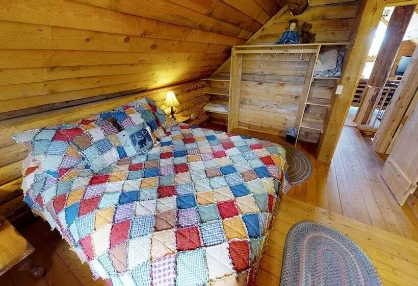 Canyon View Family Lodge