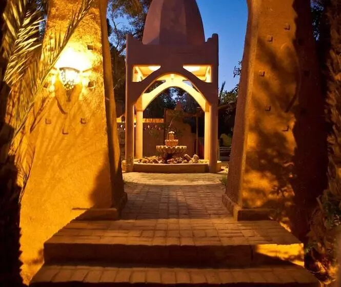 Hostelli Auberge Derkaoua