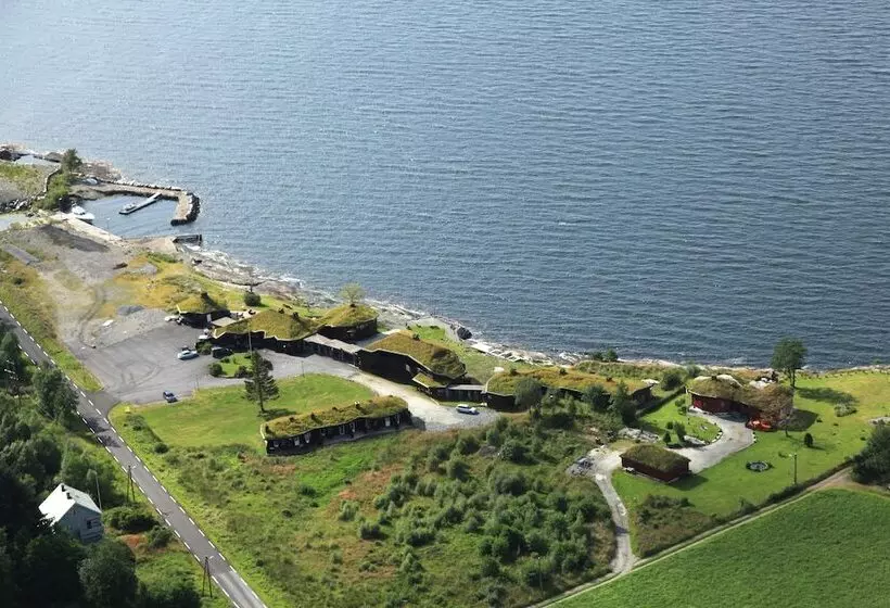 ホテル Brekkestranda Fjord