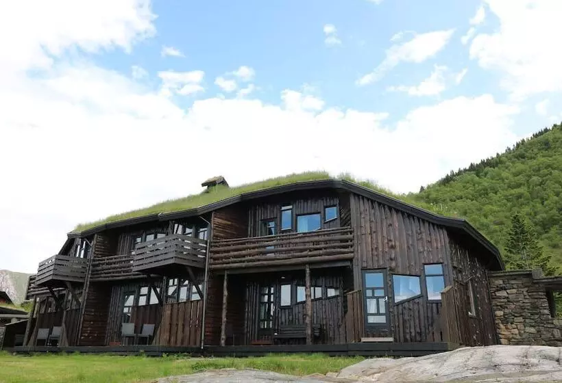 ホテル Brekkestranda Fjord
