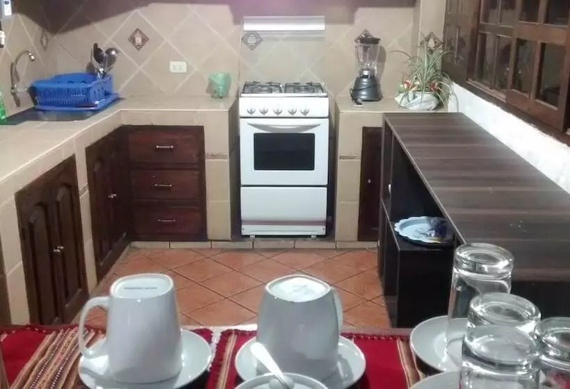 هتل Cusco Cassona Feliz
