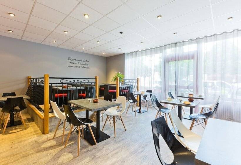 ホテル De La Gare