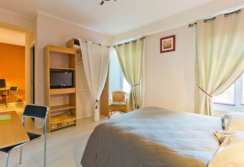 ホテル De La Gare