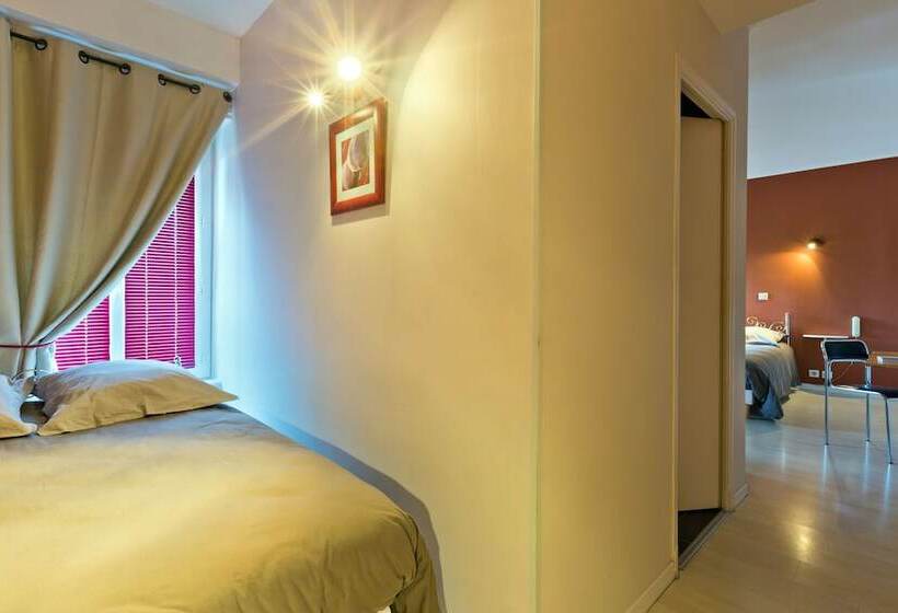 ホテル De La Gare