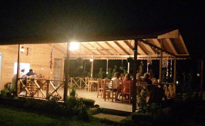 هتل Em Ba Butik Bungalov