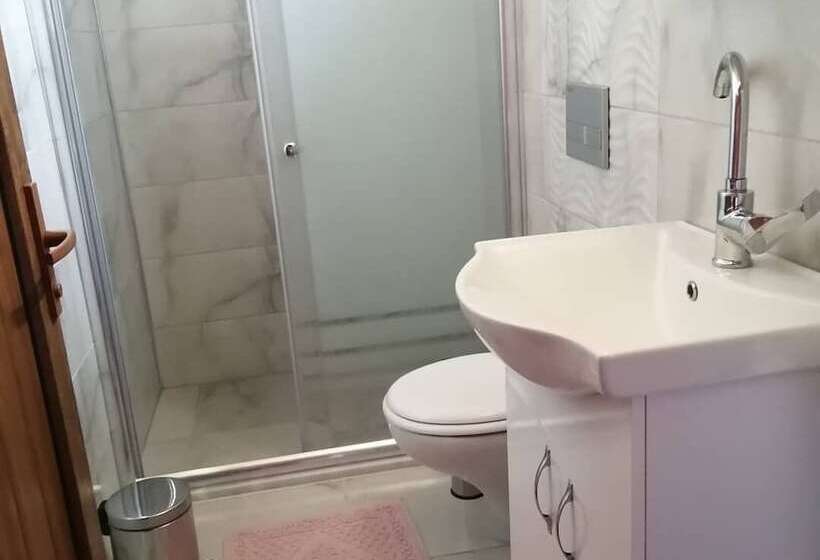 هتل Em Ba Butik Bungalov