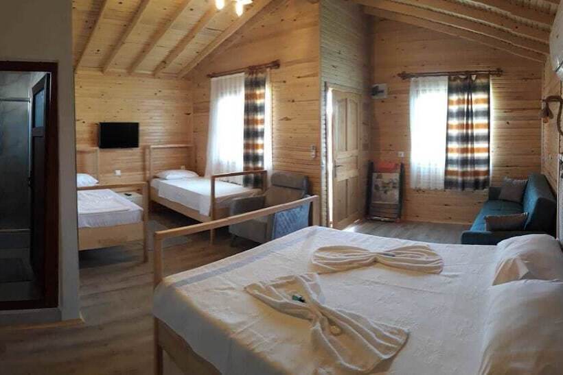 هتل Em Ba Butik Bungalov