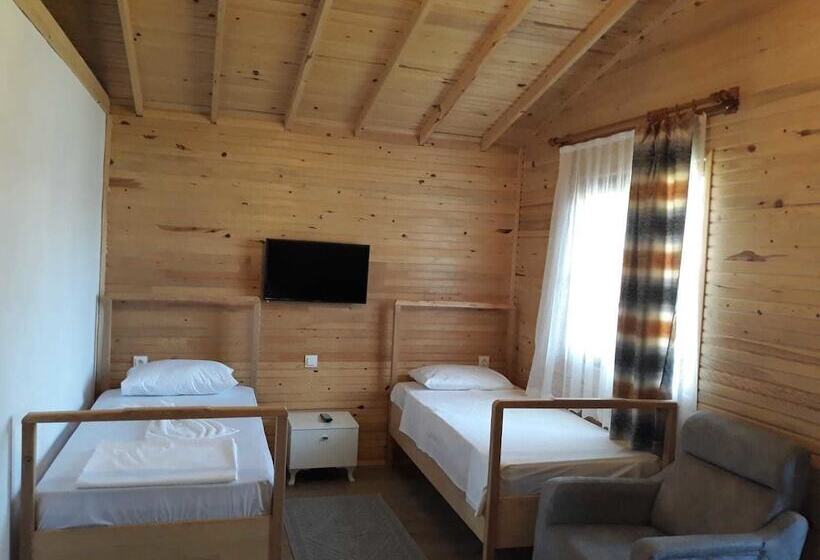 هتل Em Ba Butik Bungalov