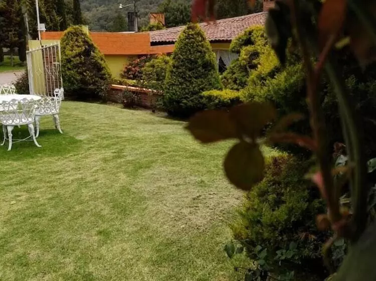 ホテル Estancia Campestre   7 Robles