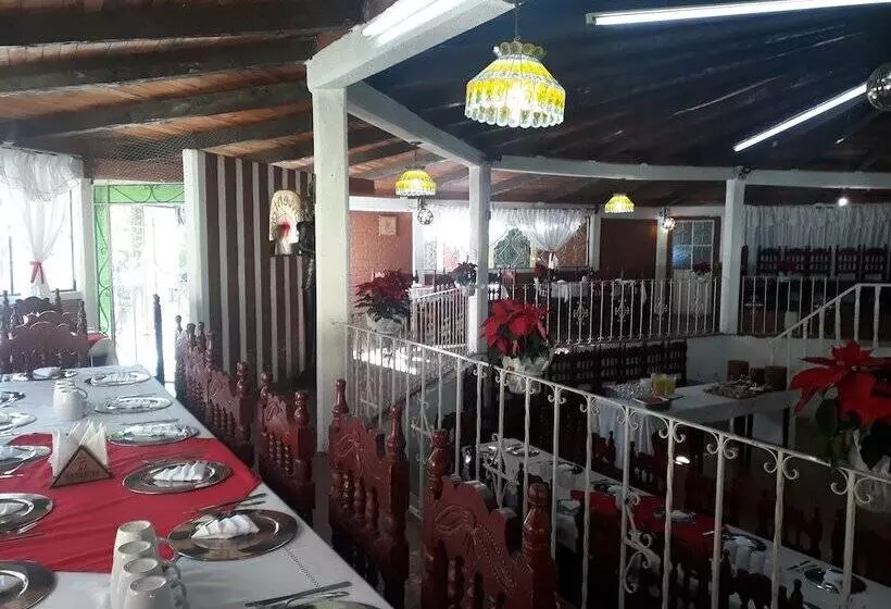 ホテル Estancia Campestre   7 Robles