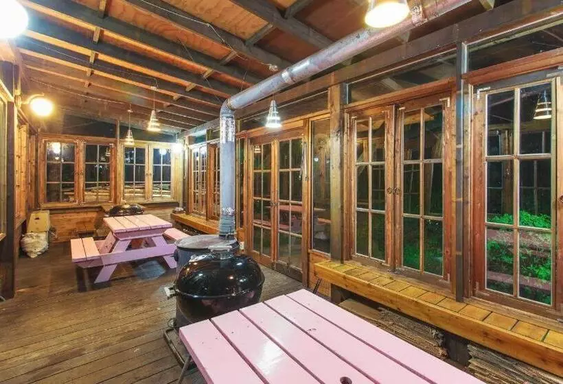 Hotelli Greenhill Pension