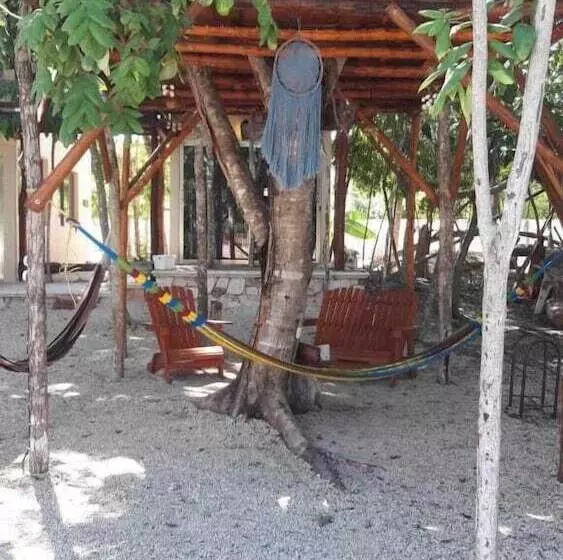 Hotelli Iguana Rana Cabins Bacalar