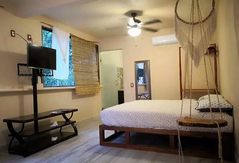 Hotelli Iguana Rana Cabins Bacalar