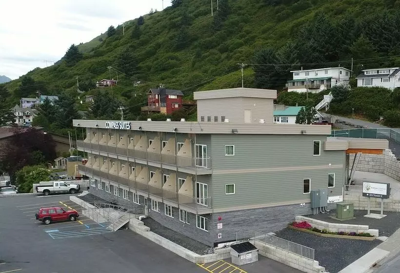 ホテル Kodiak Compass Suites