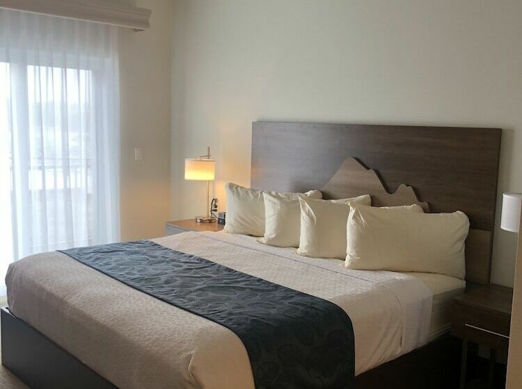 Szálloda Kodiak Compass Suites