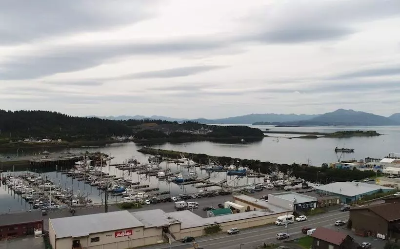 ホテル Kodiak Compass Suites